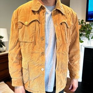 Men’s corduroy Western jacket envoy brand. Fits like a M/L.